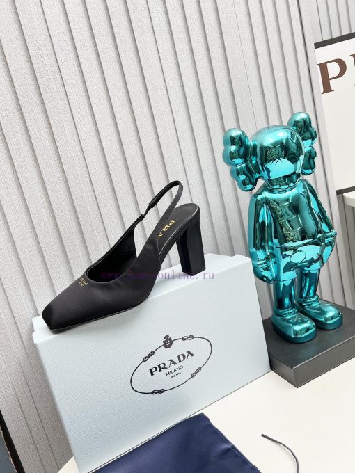In 2025, SSS launches Prada's latest collection of long and short boots, sandals, slim heels4ppp88jx - Image 6