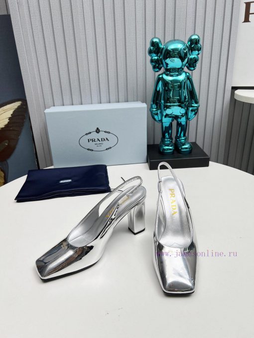 In 2025, SSS launches Prada's latest collection of long and short boots, sandals, slim heelse6w7jqz8 - Image 5
