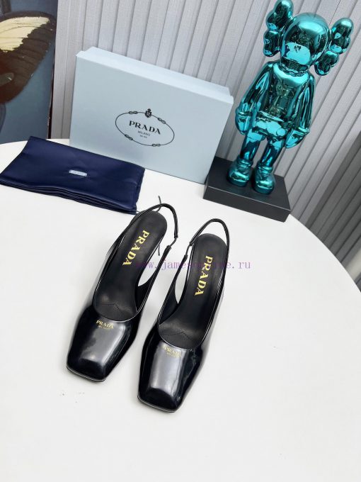 In 2025, SSS launches Prada's latest collection of long and short boots, sandals, slim heelsbhmcpqlh - Image 4