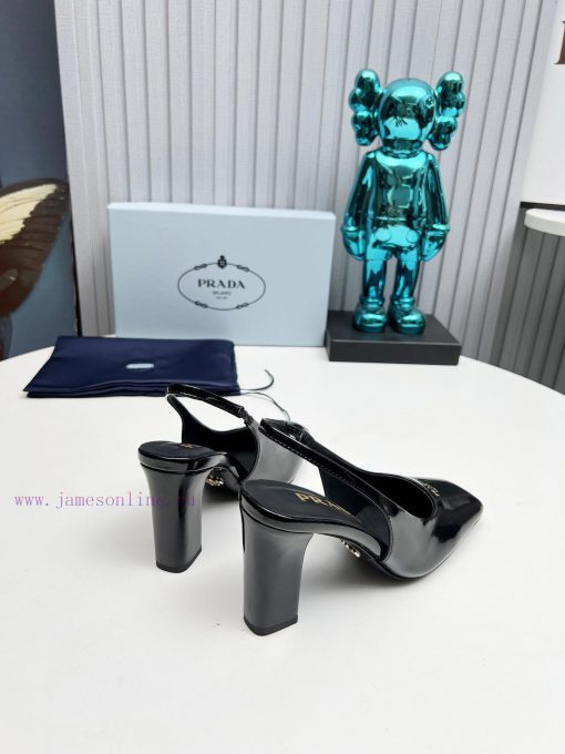 In 2025, SSS launches Prada's latest collection of long and short boots, sandals, slim heelsbhmcpqlh - Image 9