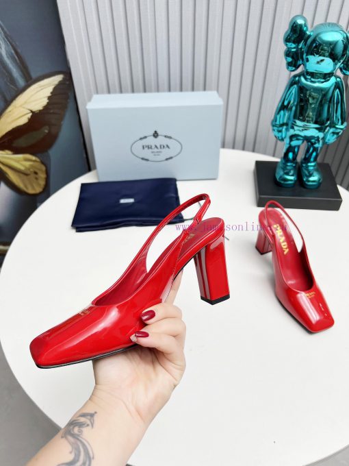 In 2025, SSS launches Prada's latest collection of long and short boots, sandals, slim heels4byckg38 - Image 8