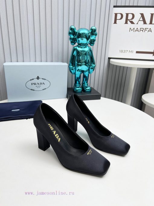 In 2025, SSS launches Prada's latest collection of long and short boots, sandals, slim heelsdf6hftk4