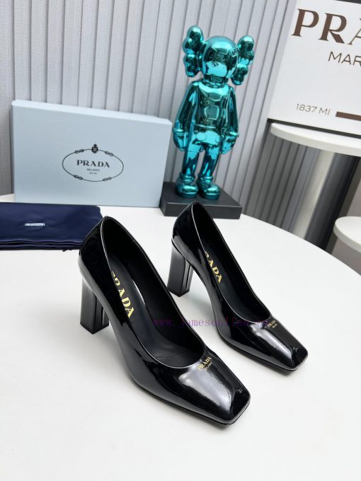In 2025, SSS launches Prada's latest collection of long and short boots, sandals, slim heelsm64qhux3