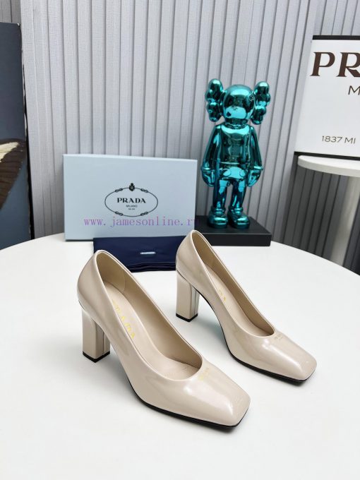In 2025, SSS launches Prada's latest collection of long and short boots, sandals, slim heelsql7dc4go - Image 2