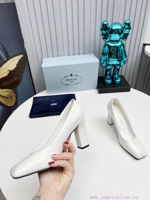 In 2025, SSS launches Prada's latest collection of long and short boots, sandals, slim heelsejgmeggc - Image 8