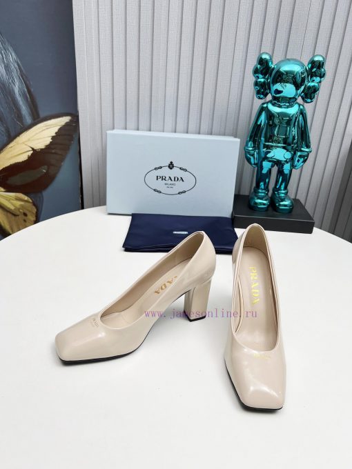 In 2025, SSS launches Prada's latest collection of long and short boots, sandals, slim heelsql7dc4go - Image 4