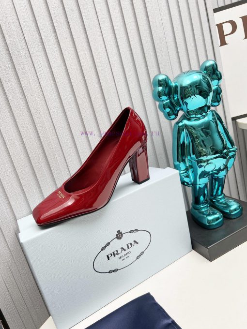 In 2025, SSS launches Prada's latest collection of long and short boots, sandals, slim heelsiojmmk9f - Image 6