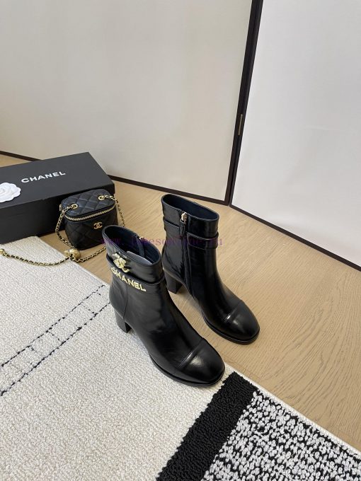 Chanel thick heel high-heeled short boots with side zipper and double C-buckle decoration fatkfyk6o5 - Image 5