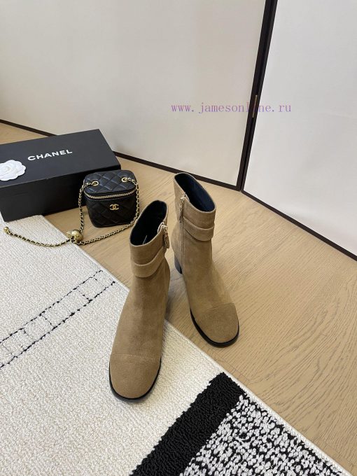 Chanel thick heel high-heeled short boots with side zipper and double C-buckle decoration faxoxzh20r
