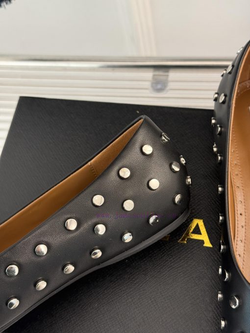 AlAIA | AlAIA 25ss Early Spring New ProductRivet metal head flat bottomed single shoeThis se9m2et64v - Image 7