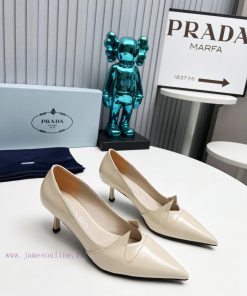 In 2025, SSS launches Prada's latest collection of long and short boots, sandals, slim heelsw1k0178l