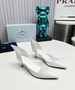 In 2025, SSS launches Prada's latest collection of long and short boots, sandals, slim heelsgaheujw3