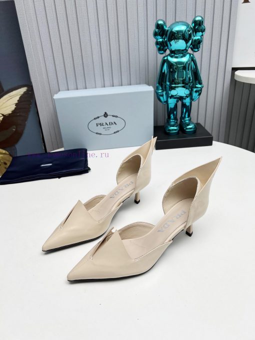 In 2025, SSS launches Prada's latest collection of long and short boots, sandals, slim heels752qz7jc - Image 3