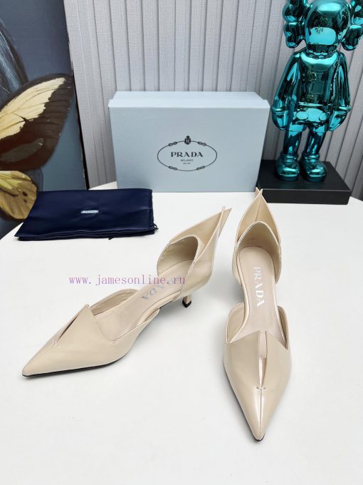 In 2025, SSS launches Prada's latest collection of long and short boots, sandals, slim heels752qz7jc - Image 4