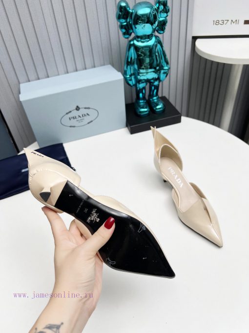 In 2025, SSS launches Prada's latest collection of long and short boots, sandals, slim heels752qz7jc - Image 10