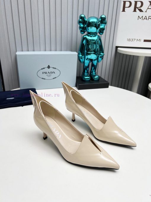 In 2025, SSS launches Prada's latest collection of long and short boots, sandals, slim heelsudkey8ok