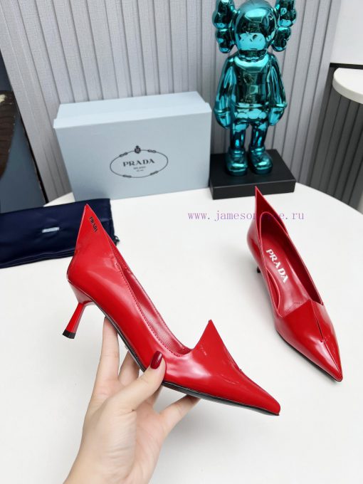 In 2025, SSS launches Prada's latest collection of long and short boots, sandals, slim heels3rc3tr0o - Image 7
