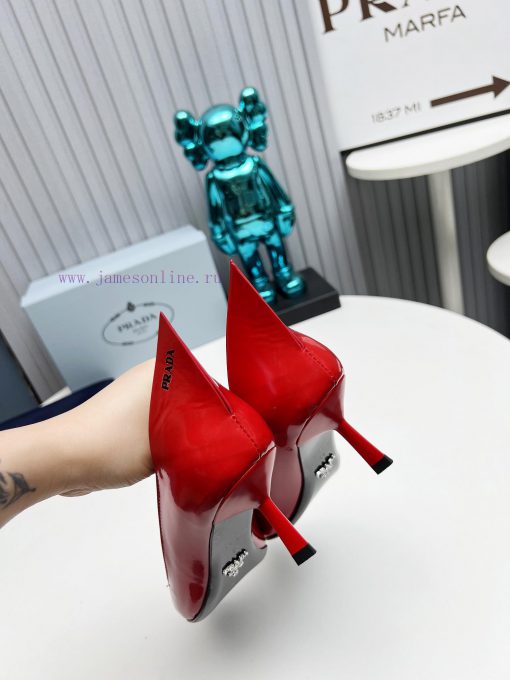 In 2025, SSS launches Prada's latest collection of long and short boots, sandals, slim heels3rc3tr0o - Image 9