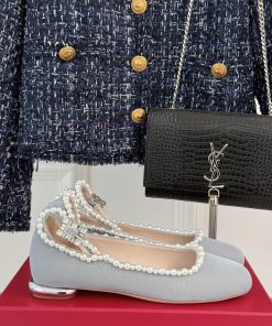Roger Vivier/RV Classic Pearl Mary JaneMary Jane, exquisitely crafted to the boneNot showingzjvwee03