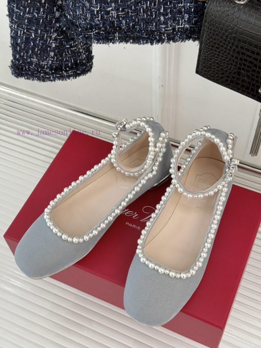 Roger Vivier/RV Classic Pearl Mary JaneMary Jane, exquisitely crafted to the boneNot showingzjvwee03 - Image 3