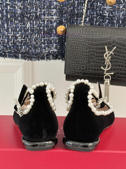 Roger Vivier/RV Classic Pearl Mary JaneMary Jane, exquisitely crafted to the boneNot showing6g2b656j - Image 7