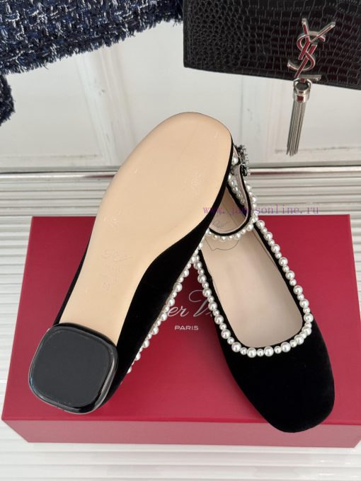 Roger Vivier/RV Classic Pearl Mary JaneMary Jane, exquisitely crafted to the boneNot showing6g2b656j - Image 10