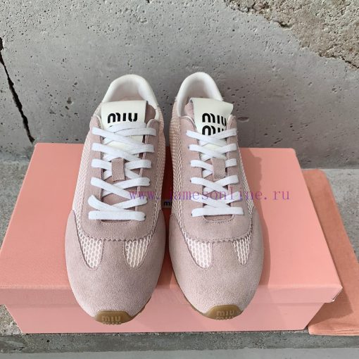Miu Miu's new retro German training shoes can be paired with minimalist, retro, and artistic9jq9vhu5 - Image 2