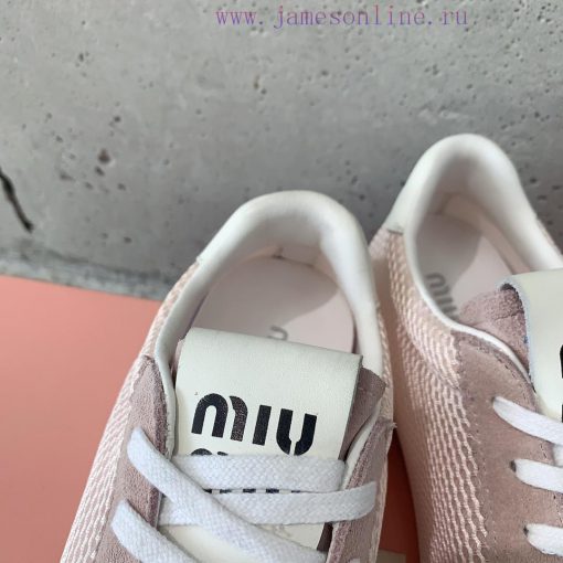 Miu Miu's new retro German training shoes can be paired with minimalist, retro, and artistic9jq9vhu5 - Image 7