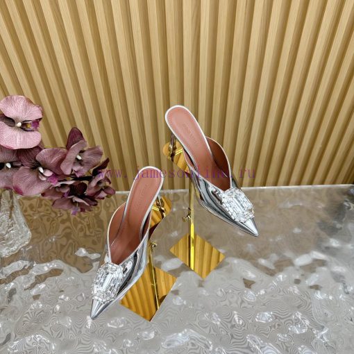 Amina Muaddi2024's new Charlotte series high heels have sharp edges and slanted square headssptqbdsa - Image 2