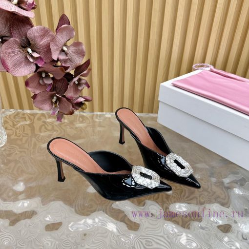 Amina Muaddi2024's new Charlotte series high heels have sharp edges and slanted square headso9j6q0vk - Image 9