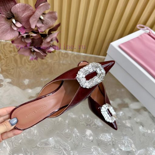 Amina Muaddi2024's new Charlotte series high heels have sharp edges and slanted square headsgkjf4cy2 - Image 12