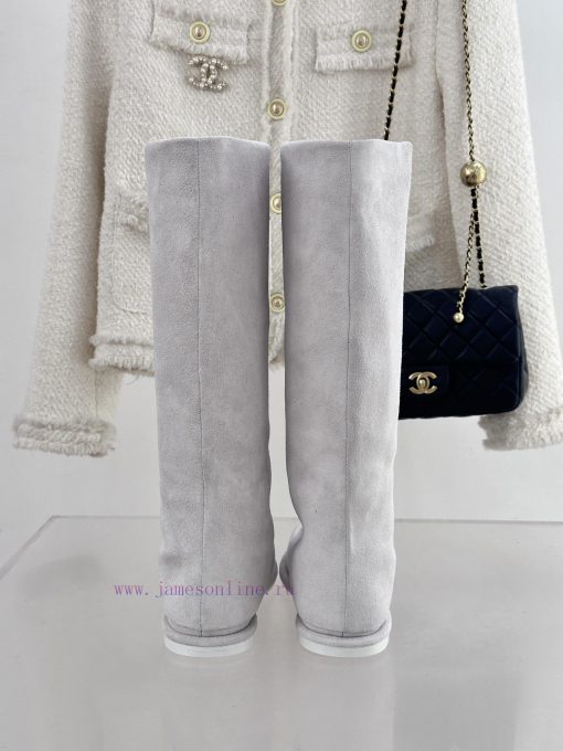 Chanel | Chanel 25C suede pants and bootsThis season's Rocket Goddess must have itemThe sidefb9thb0t - Image 7