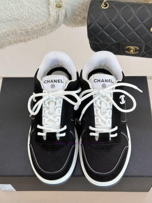 Chanel | Chanel Classic Couple Style CasualSports board shoesChanel sneakers are so popular krwzo565 - Image 5