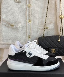Chanel | Chanel Classic Couple Style CasualSports board shoesChanel sneakers are so popular vkb32j2j