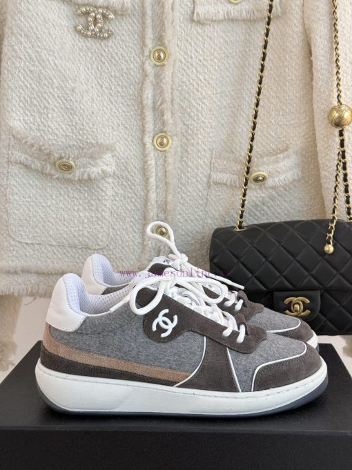 Chanel | Chanel Classic Couple Style CasualSports board shoesChanel sneakers are so popular ogykqteh - Image 2