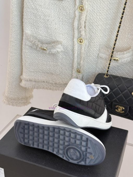 Chanel | Chanel Classic Couple Style CasualSports board shoesChanel sneakers are so popular dd3jt0at - Image 10