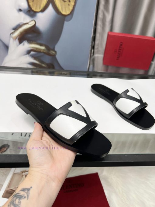 New Lunjia 2025A Fashion Show Latest Logo Flat Sandals Series in 6 Colors, Sizes 5-42, Rubbepreesnyz - Image 7