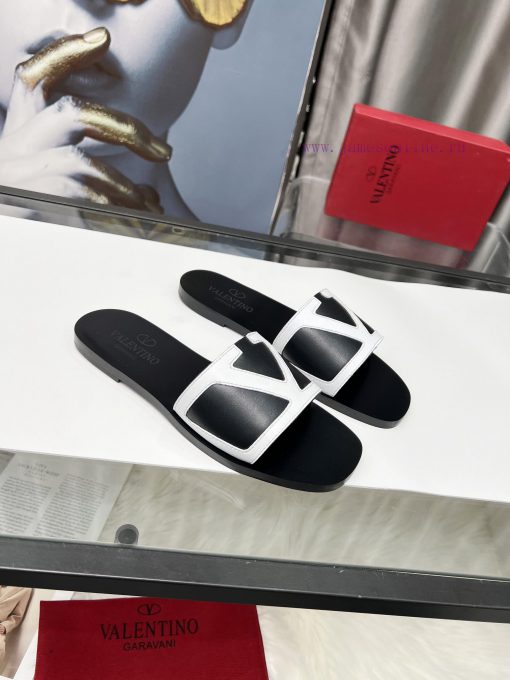 New Lunjia 2025A Fashion Show Latest Logo Flat Sandals Series in 6 Colors, Sizes 5-42, Rubbeclywdus0 - Image 3