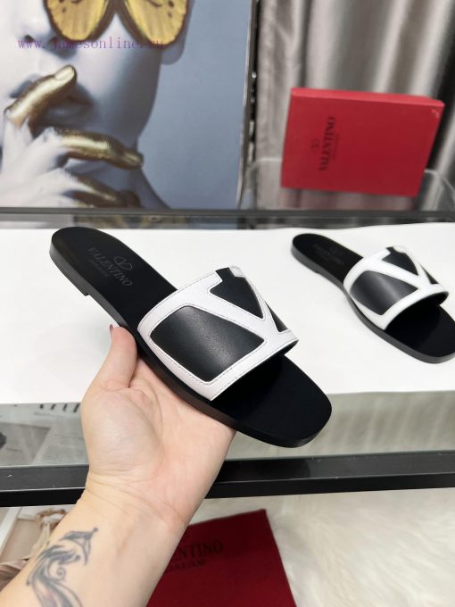 New Lunjia 2025A Fashion Show Latest Logo Flat Sandals Series in 6 Colors, Sizes 5-42, Rubbeclywdus0 - Image 6