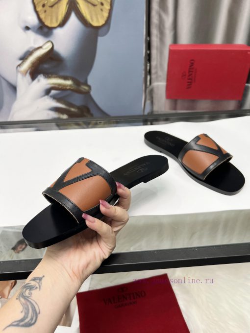 New Lunjia 2025A Fashion Show Latest Logo Flat Sandals Series in 6 Colors, Sizes 5-42, Rubbezxed5tyv - Image 6