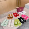 Tory Burch offers seven color options in sizes 35-43lvv3zu4m