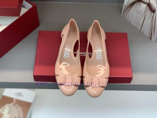 size35-39SF's latest color jelly shoesIn the hot summer, it's really necessary to have theph3dqli2 - Image 2