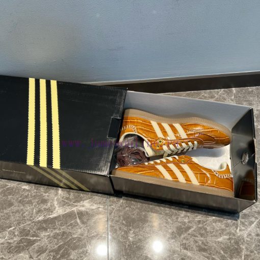 Wales Bonner x Adidas Originals Samba "Wonder White Night Brown" with crocodile embossed extpvq0wtwd