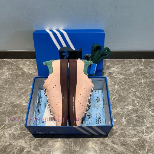 Top Brain Dead x adidas Origins STAN SMITH Brain Death Pink ️ This shoe features a popular dkdcqexrz - Image 8
