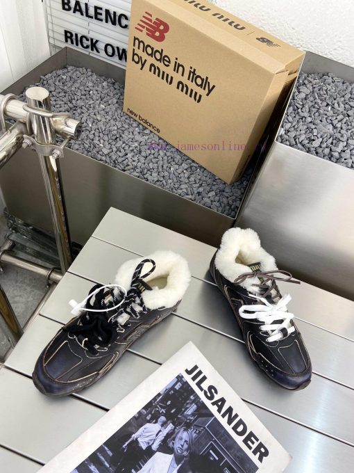 MIUMIU ️ NEW BALANCE 530 series Miu Miu | New Balance collaboration ss24 autumn/winter serieg4l6hry5 - Image 7