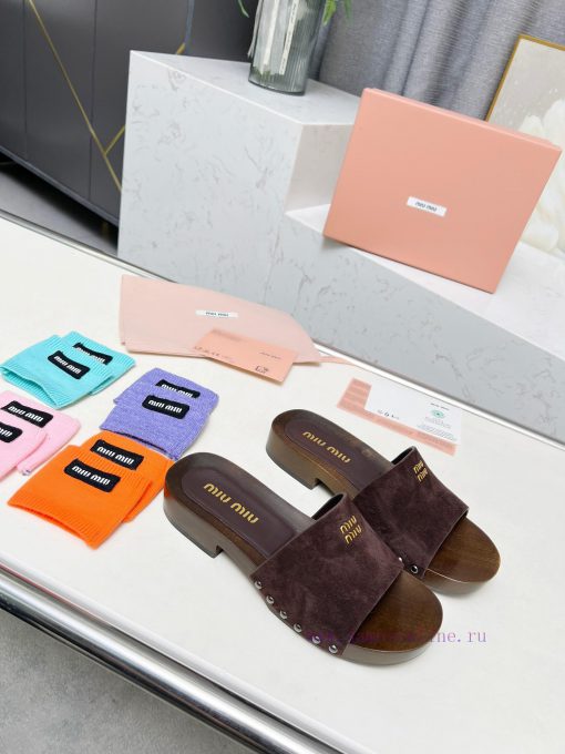 p. Miu Miu's new cool slippers, clog slippers, fashionable and casualImported soft cowhide w6vvm0flt - Image 6