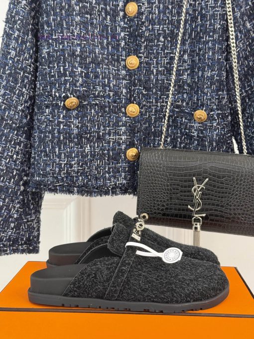Male size 10Hermer/Hermes Classic Kelly Buckle Bocken SlippersA must-have for autumn and winlex8rh8i