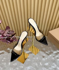 Gianvito Rossi 2024 Classic Pointed PVC Film High Heels Half Drag————————————Its appearance 3c3h0i4m