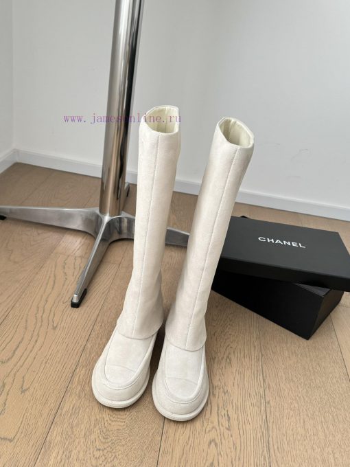 Chanel 25C Early Spring New Collection, Most Beautiful Suede BootsChanel's life boots are trhhn41lh5