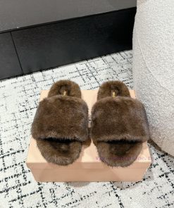 MIUMI * 24/Autumn/Winter Fury Slippers There are too many beautiful shoes in this season, thk7napq0x